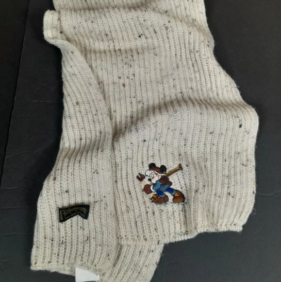 Disneyland Paris Knit Scarf Ski Mickey Mouse Made in Italy 53inx10.5in - Picture 1 of 4